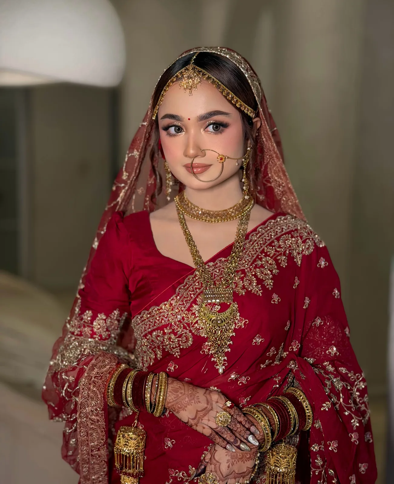 He kept looking at her hands — engagement work by Anmon's Studio